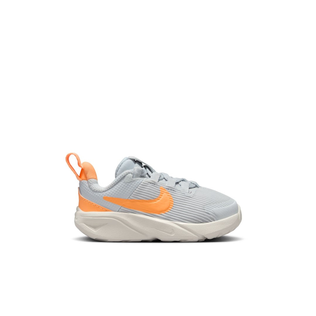 Star Runner 4 Running Shoes