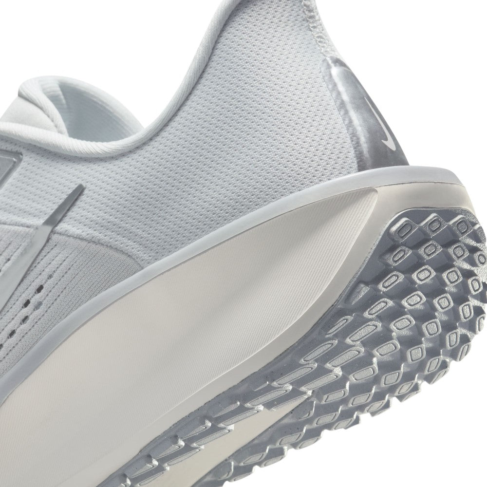 Nike Quest 6 Women'S Road Running Shoes