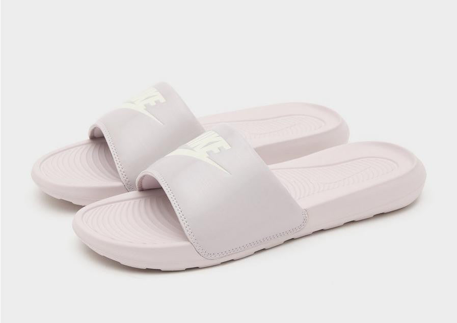 حذاء نايكي فيكتوريا وان سلايد