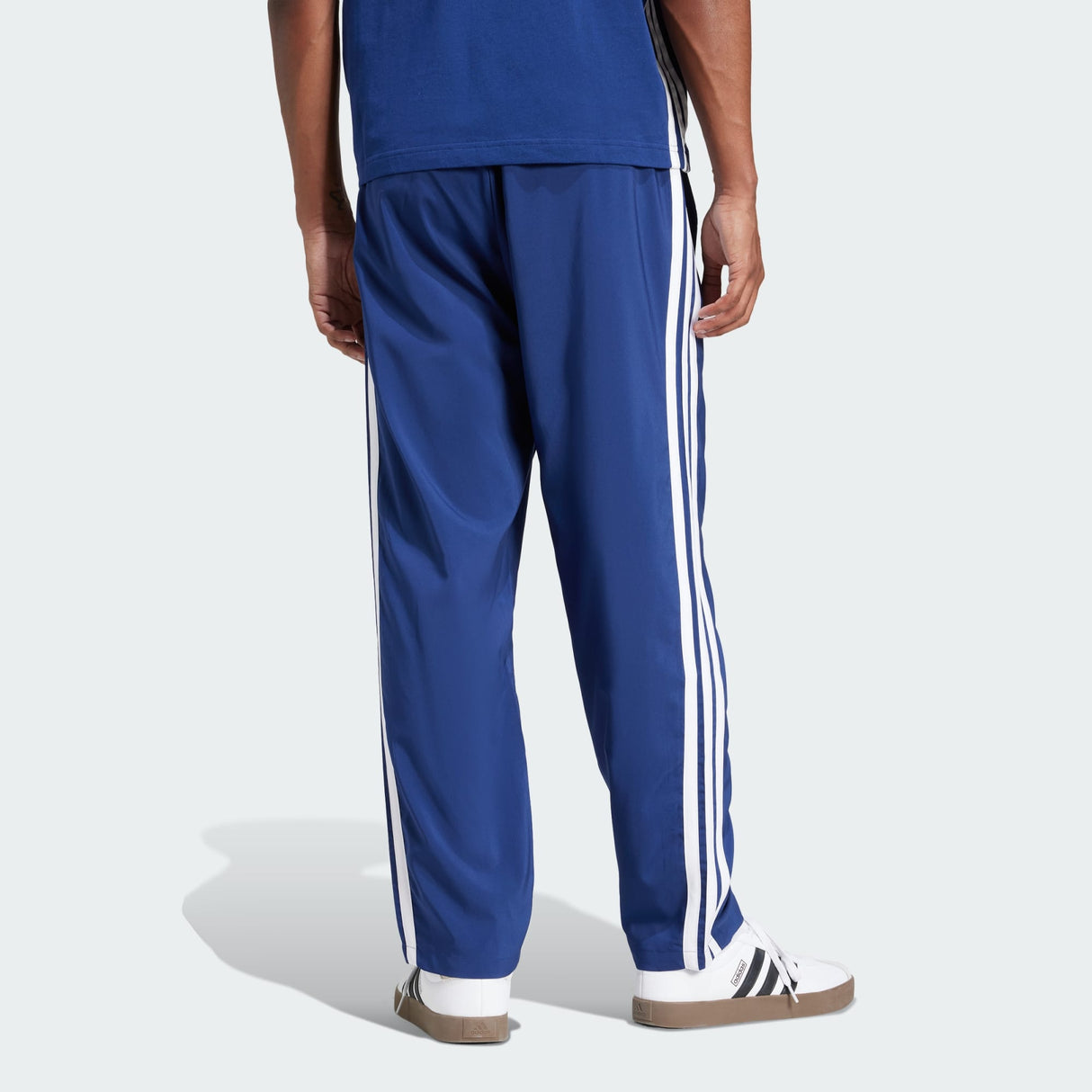 Essentials 3-Stripes Stanford Joggers Open Hem