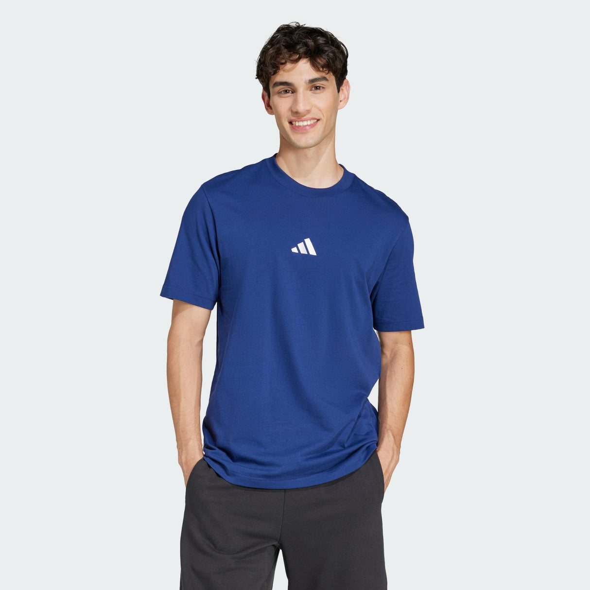 Essentials Small Logo Single Jersey T-Shirt