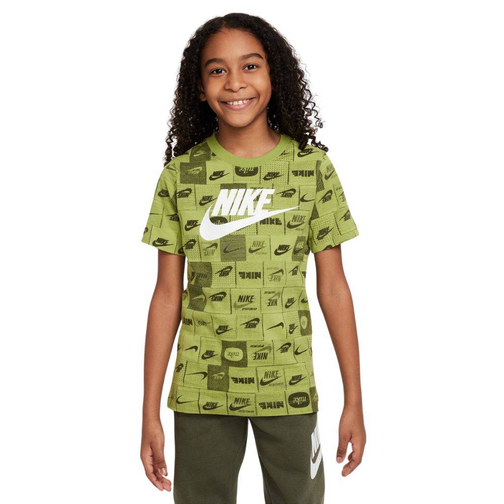 Nike Sportswear Older Kids' T-Shirt