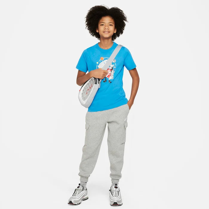 Nike Sportswear Older Kids' T-Shirt