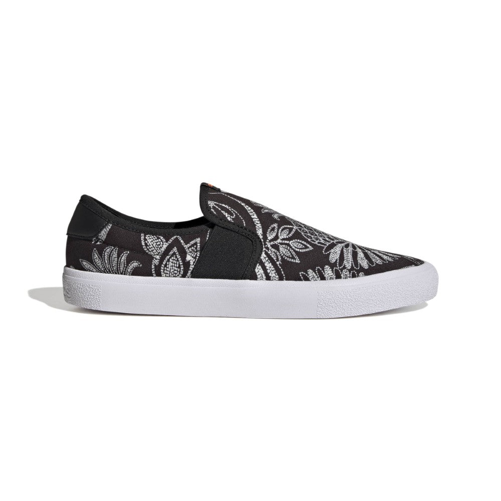 Vulc Raid3R Lifestyle Skateboarding Slip-On Canvas Graphic Print Shoes