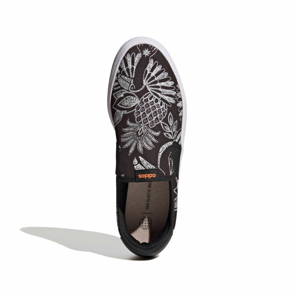 Vulc Raid3R Lifestyle Skateboarding Slip-On Canvas Graphic Print Shoes