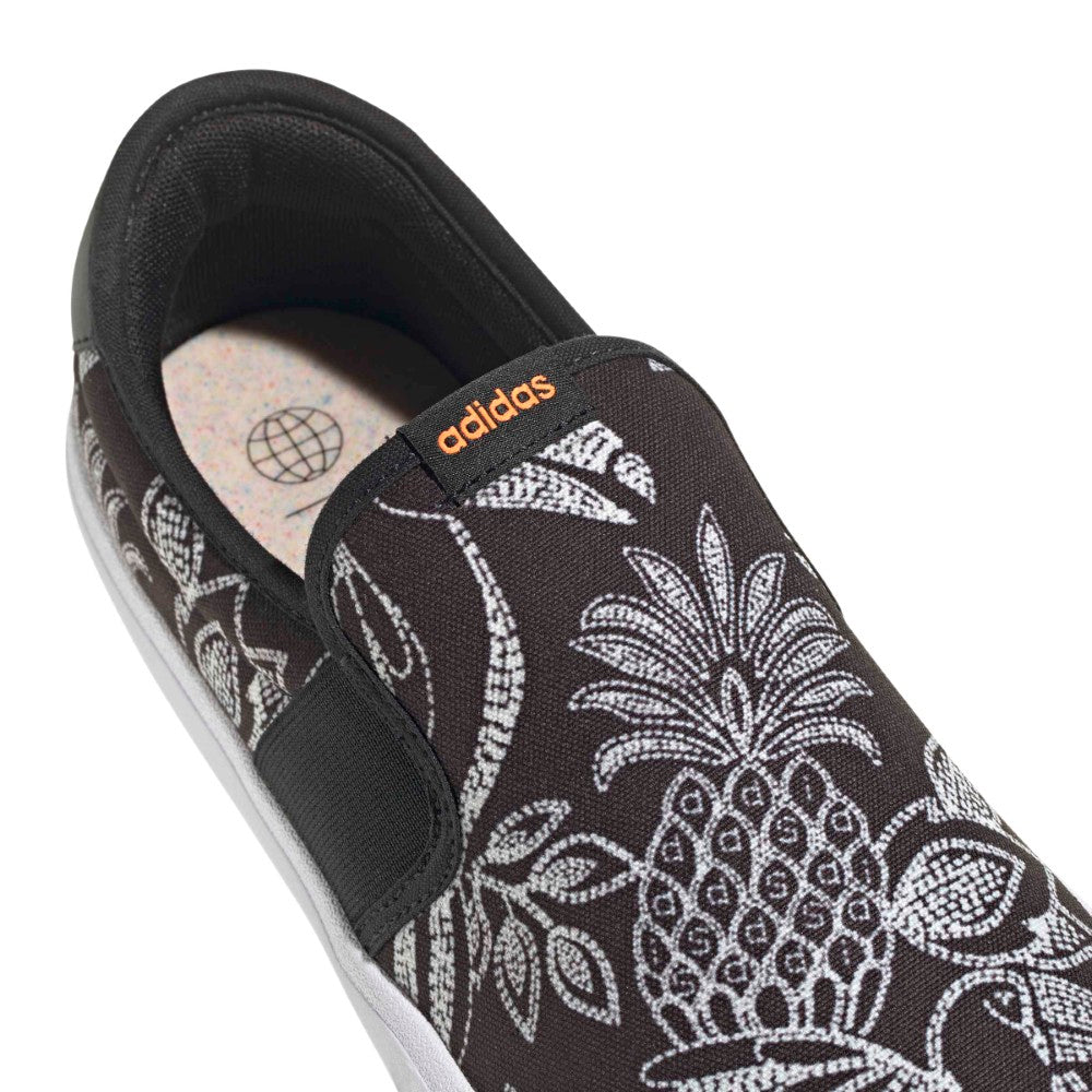 Vulc Raid3R Lifestyle Skateboarding Slip-On Canvas Graphic Print Shoes