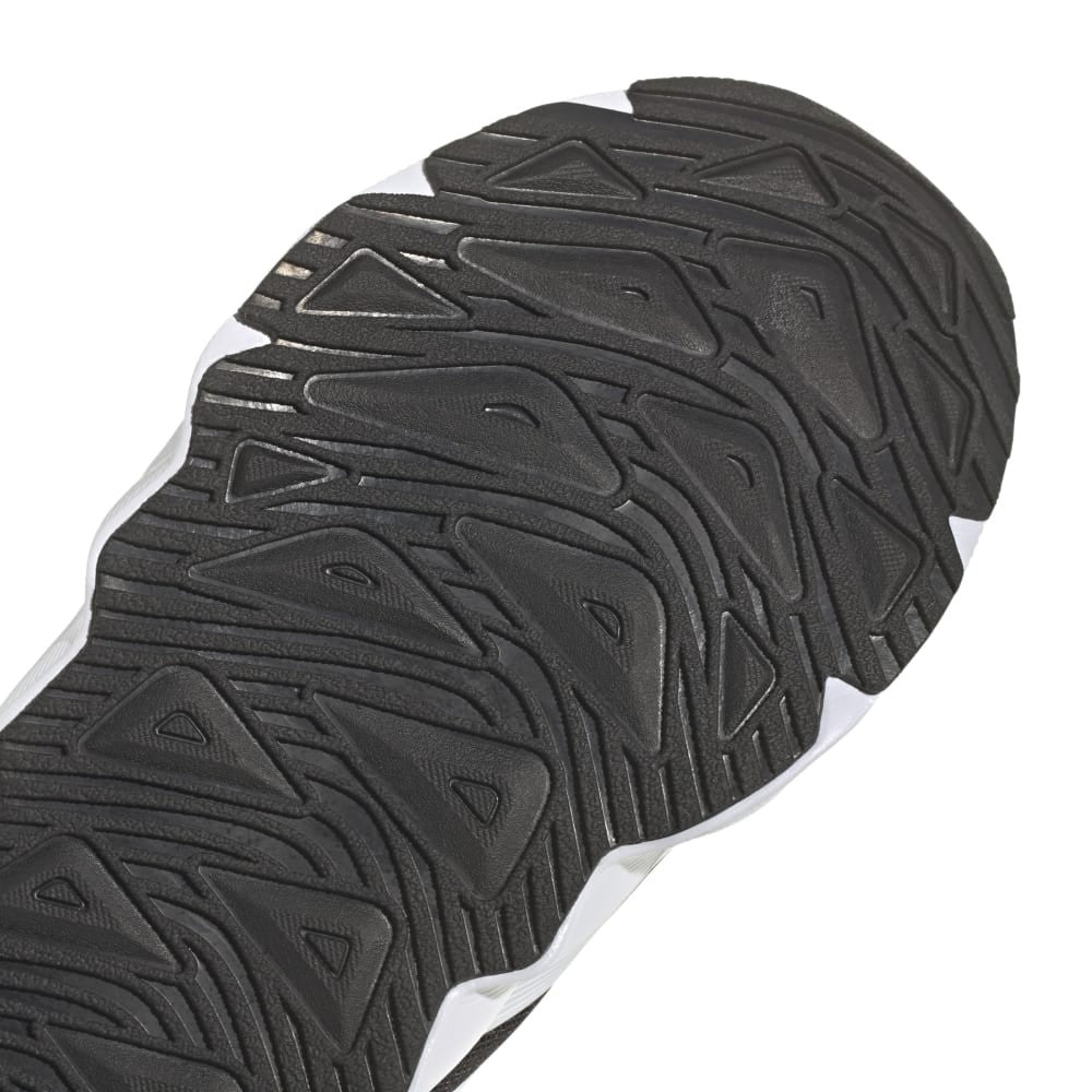 حذاء أديداس سويتش موف يو