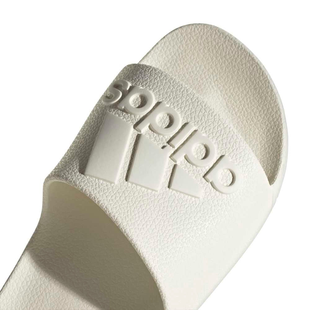 أديليت أكوا