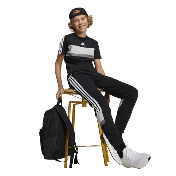 Seasonal Essentials Tiberio 3 Stripes T-Shirt