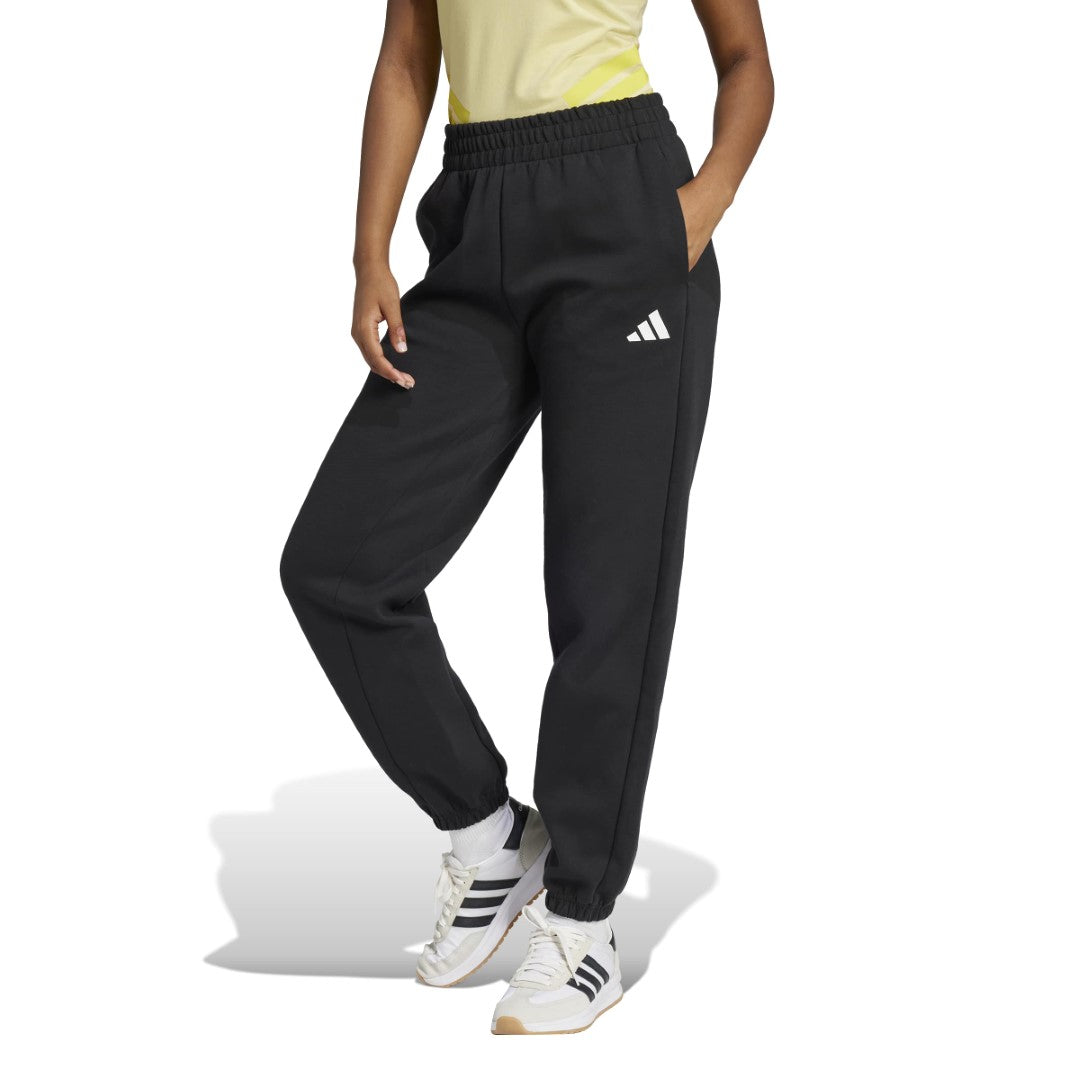 Future Icons Small Logo Pants