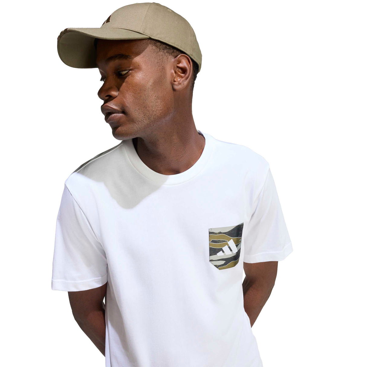 CAMO WOVEN POCKET PRINTED T-SHIRT