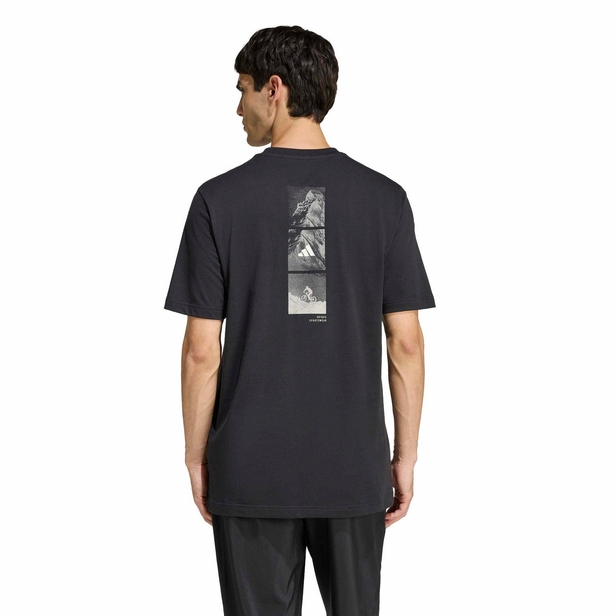 OUTDOOR MOUNTAIN BIKING GRAPHIC T-SHIRT
