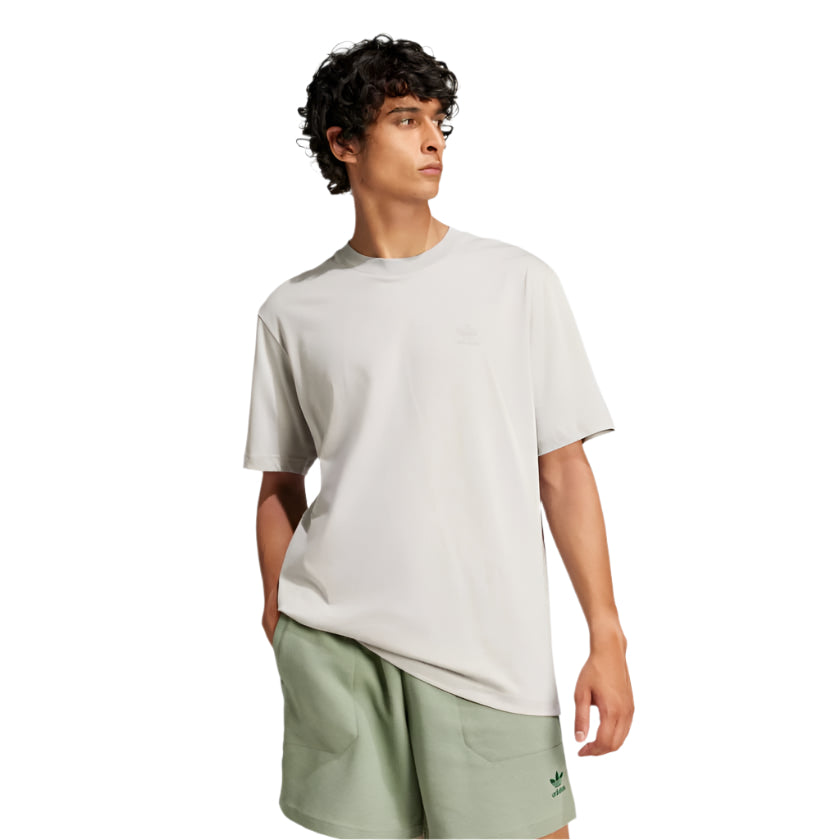 Trefoil Series T-Shirt