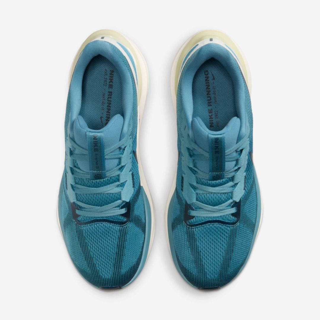 Structure 25 Road Running Shoes