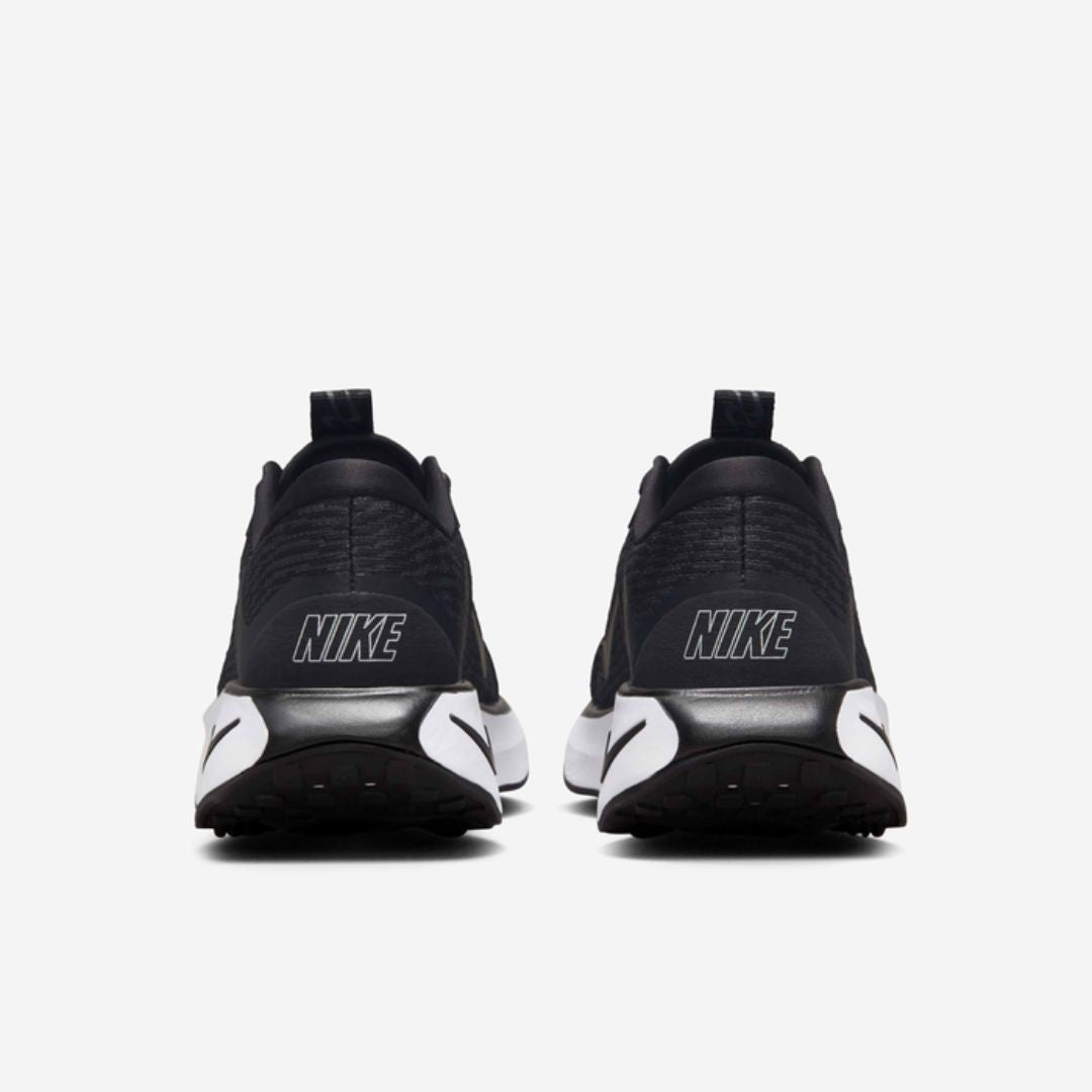 Motiva Walking Shoes