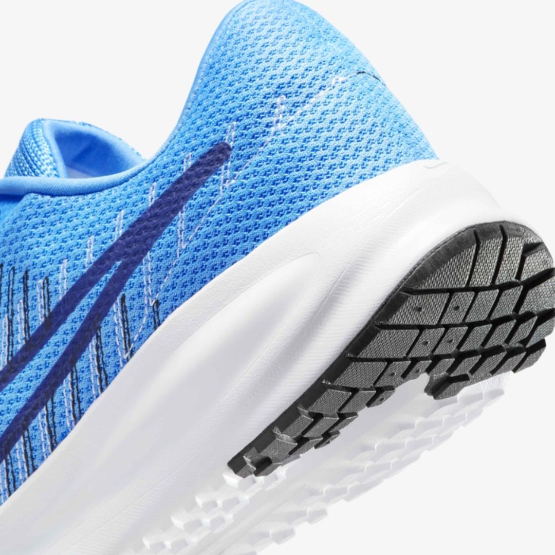 Run Defy Road Running Shoes