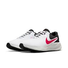 Nike Revolution 7 Women'S Road Running Shoes