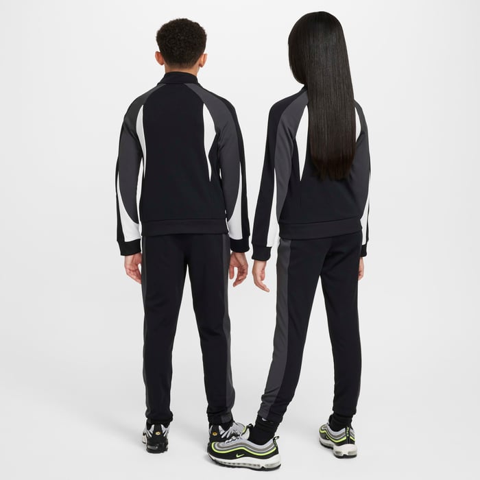 K NIKE AIR TRACKSUIT