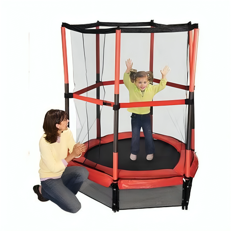 TRAMPOLINE WITH PROTECTION FOR KIDS