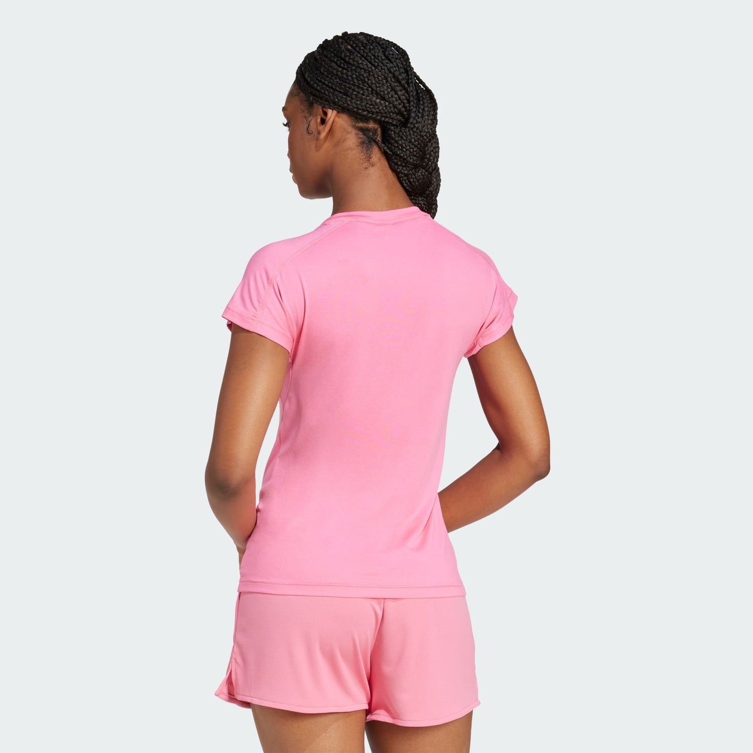 Aeroready Train Essentials Minimal Branding V-Neck T-Shirt