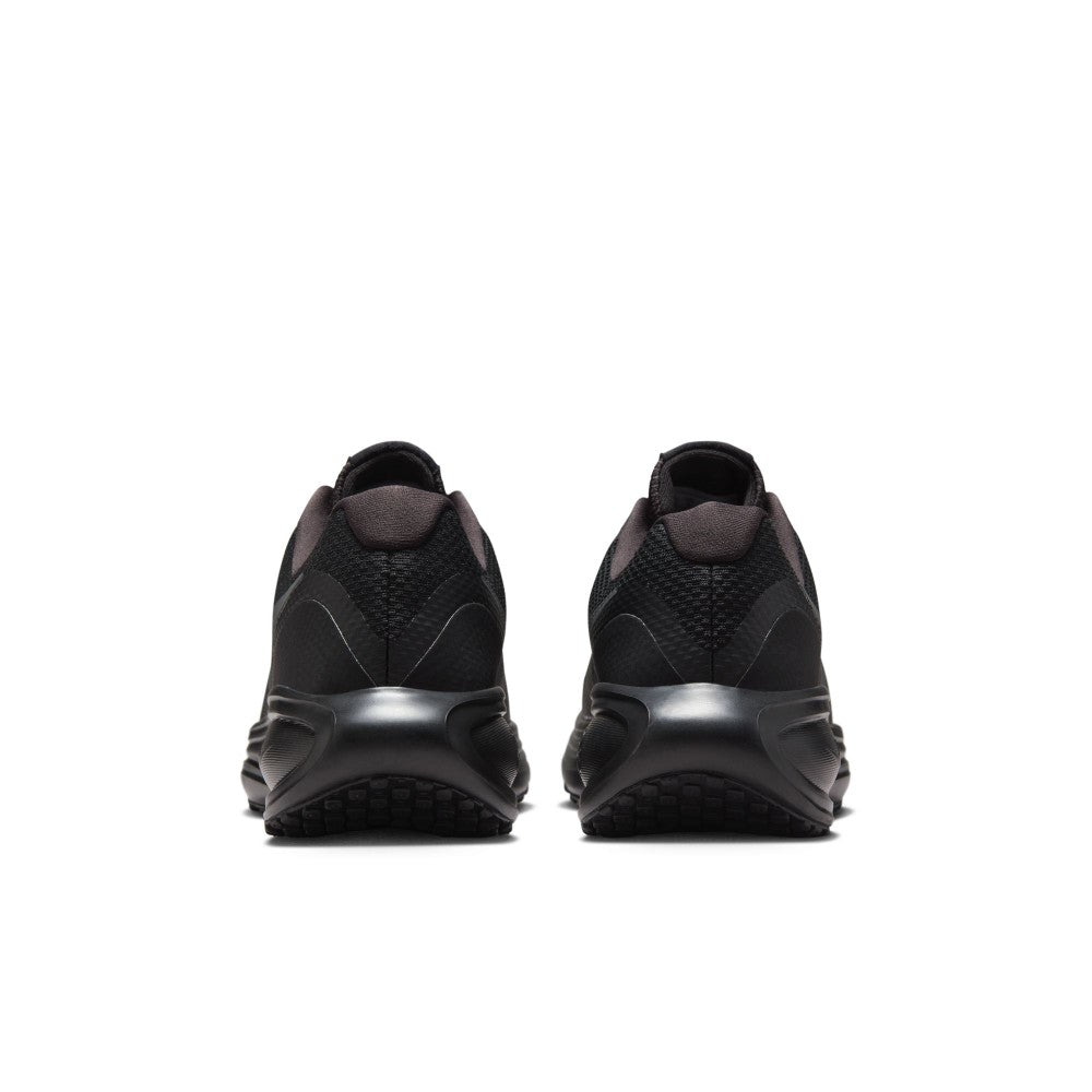 Revolution 8 Road Running Shoes