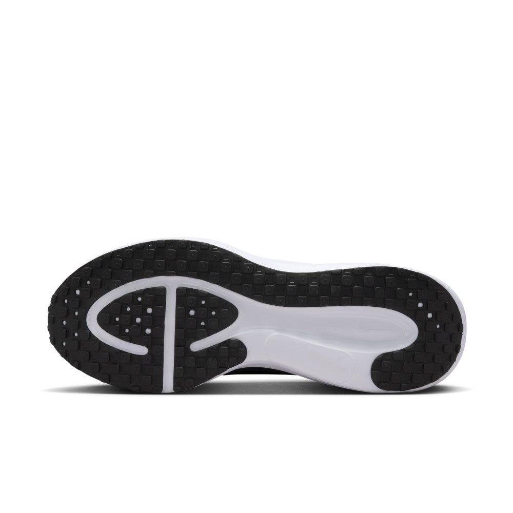 Revolution 8 Road Running Shoes