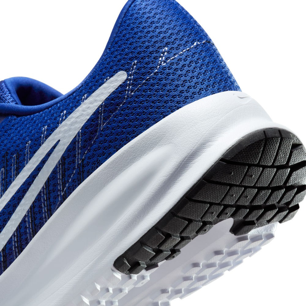 Run Defy Road Running Shoes