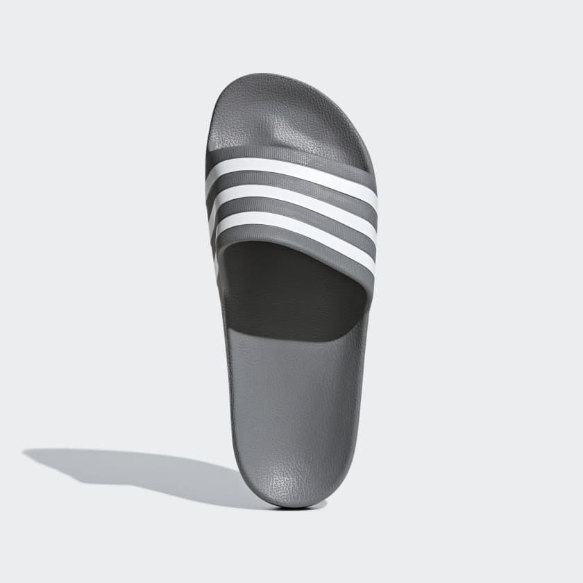 Adilette Aqua Slides