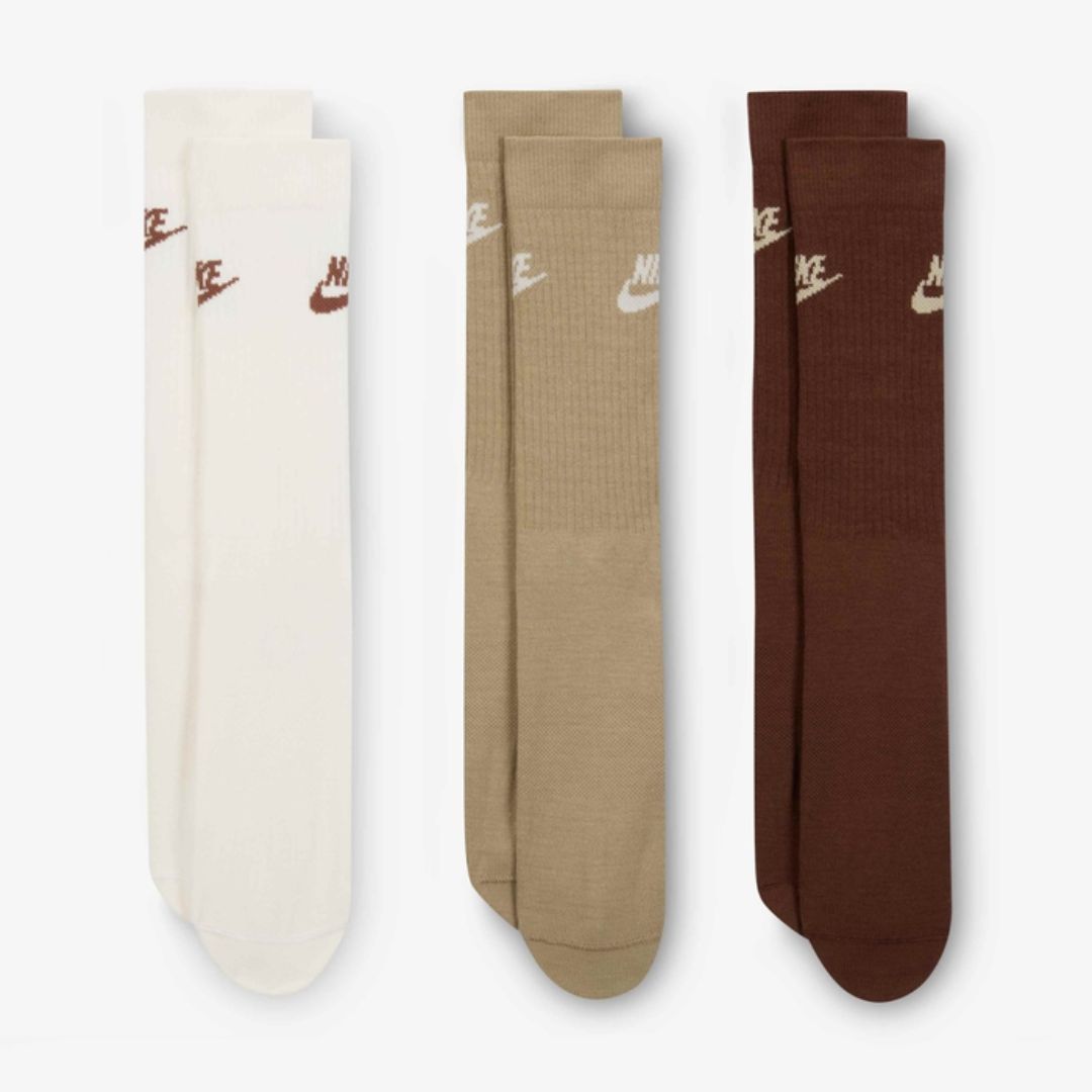 Nike Sportswear Everyday Essential Crew Socks (3 Pairs)