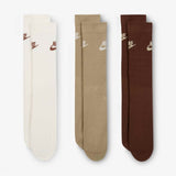Nike Sportswear Everyday Essential Crew Socks (3 Pairs)