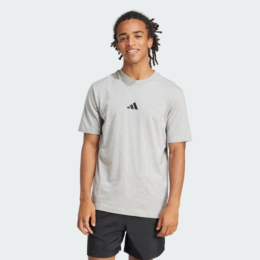 Essentials Small Logo Single Jersey T-Shirt