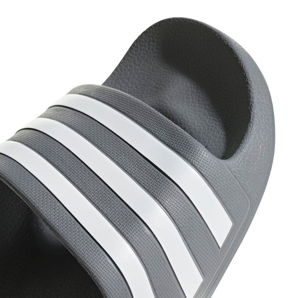 Adilette Aqua Slides