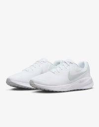 NIKE REVOLUTION 7
