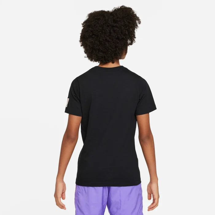 Nike Sportswear Older Kids' T-Shirt