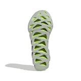 حذاء أديداس سويتش FWD مقاس 2 متر