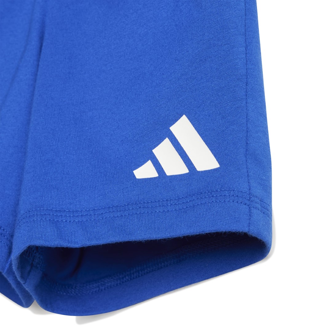Essentials Tee Set