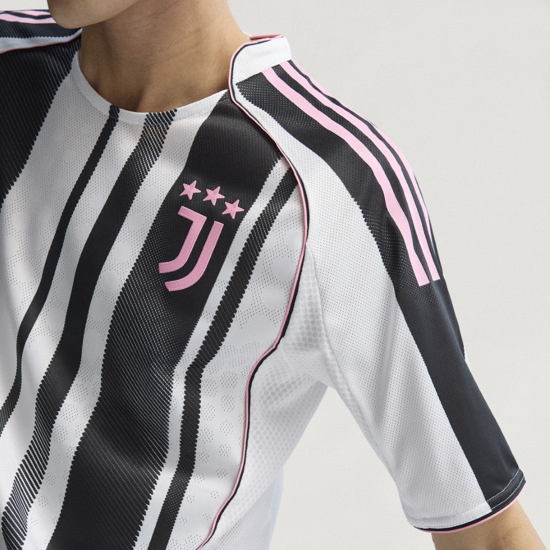 Juventus 25/26 Home Authentic Jersey