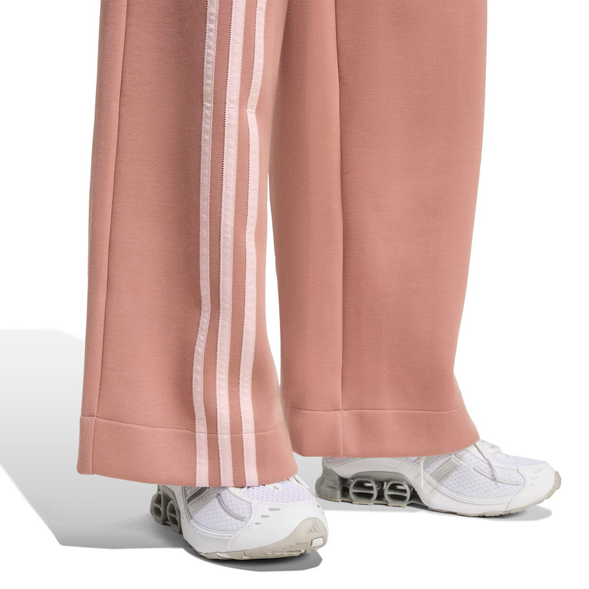Off Placed 3-Stripes Wide Pant