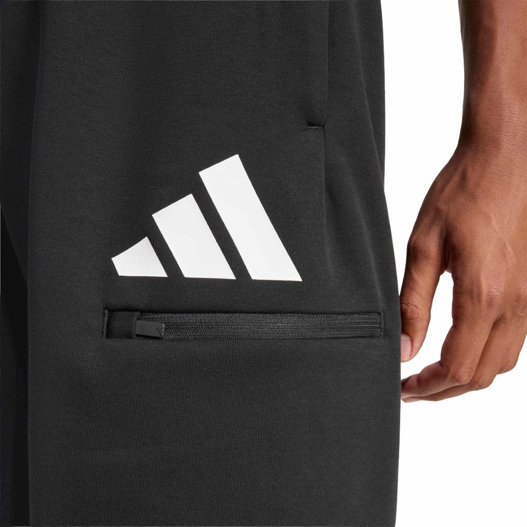 Future Icons Three Bar Shorts