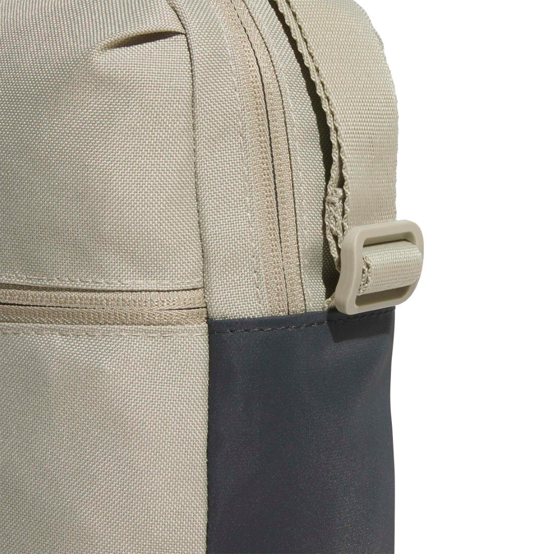 Essentials Organizer