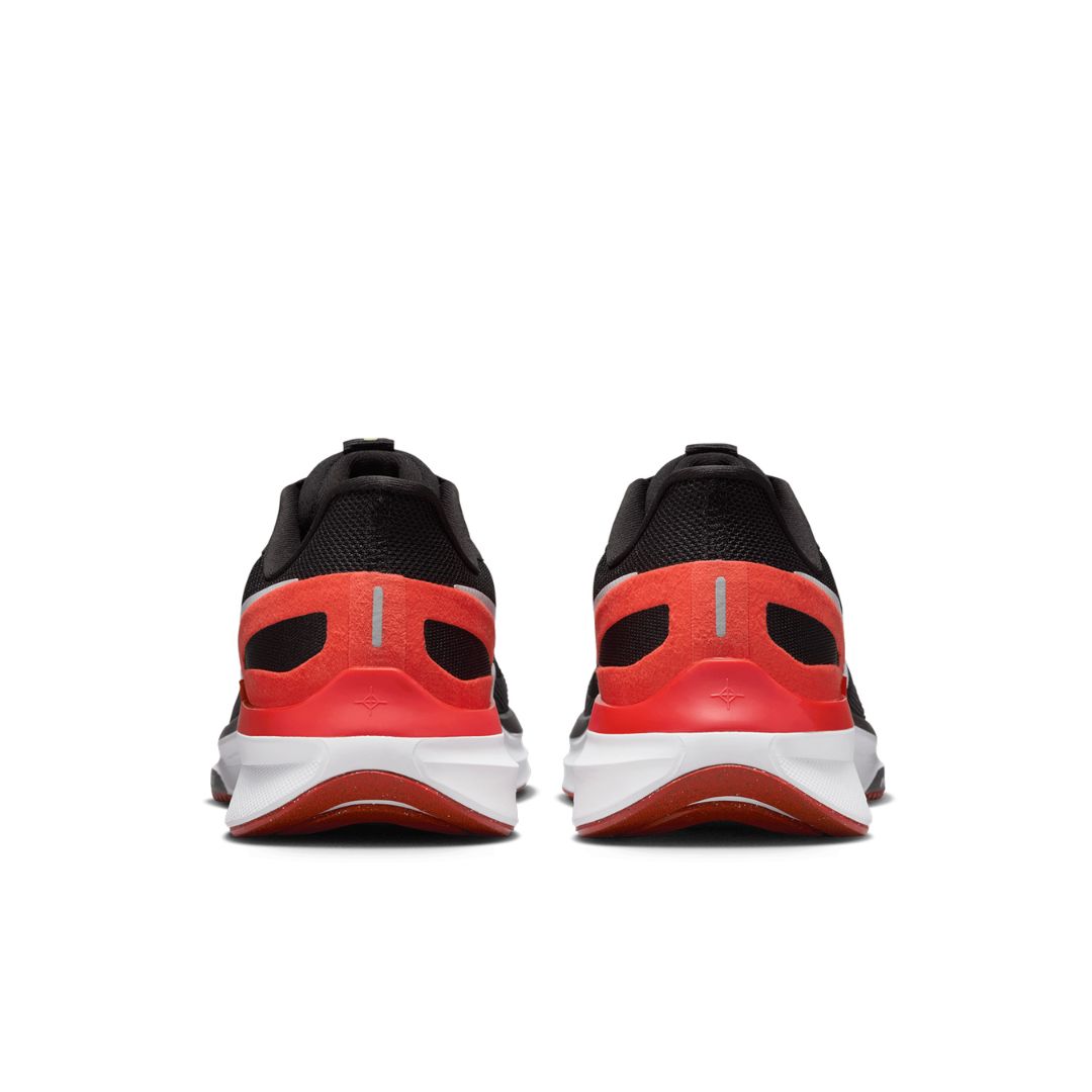 Structure 25 Road Running Shoes