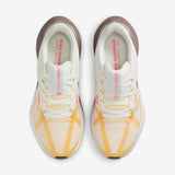 Structure 25 Road Running Shoes