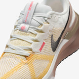 Structure 25 Road Running Shoes