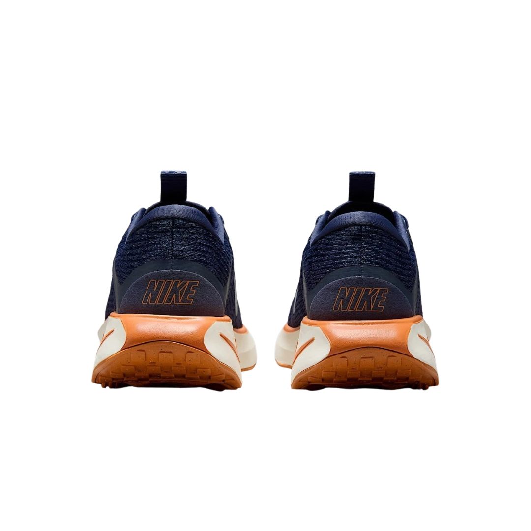 Motiva Walking Shoes