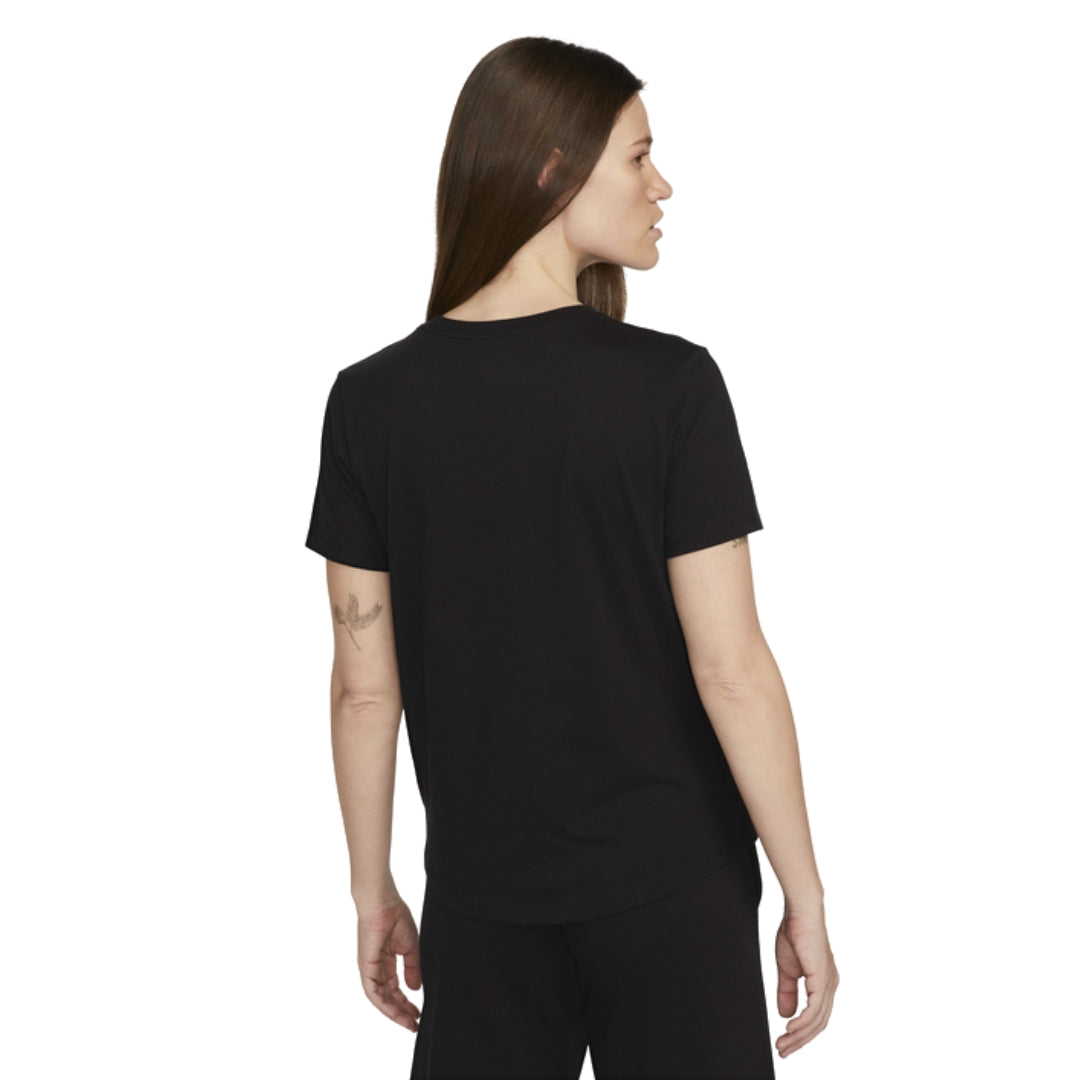 Sportswear Essentials Logo T-Shirt
