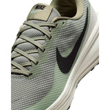 Revolution 8 Road Running Shoes