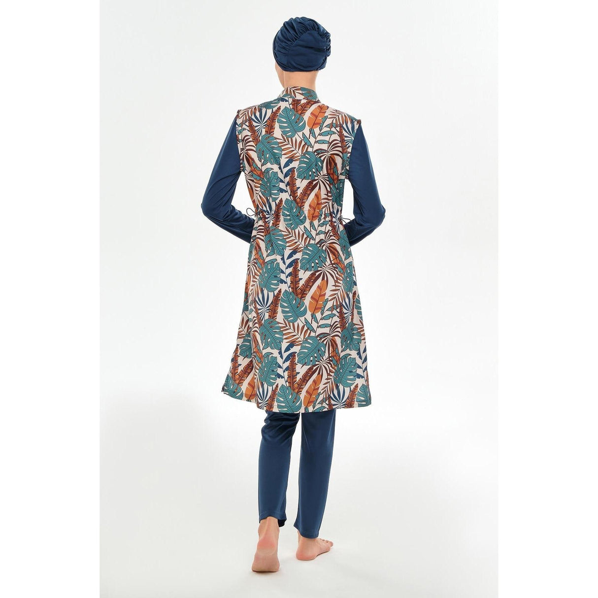 ملابس سباحة فيكتوريا المحتشمة بأكمام طويلة