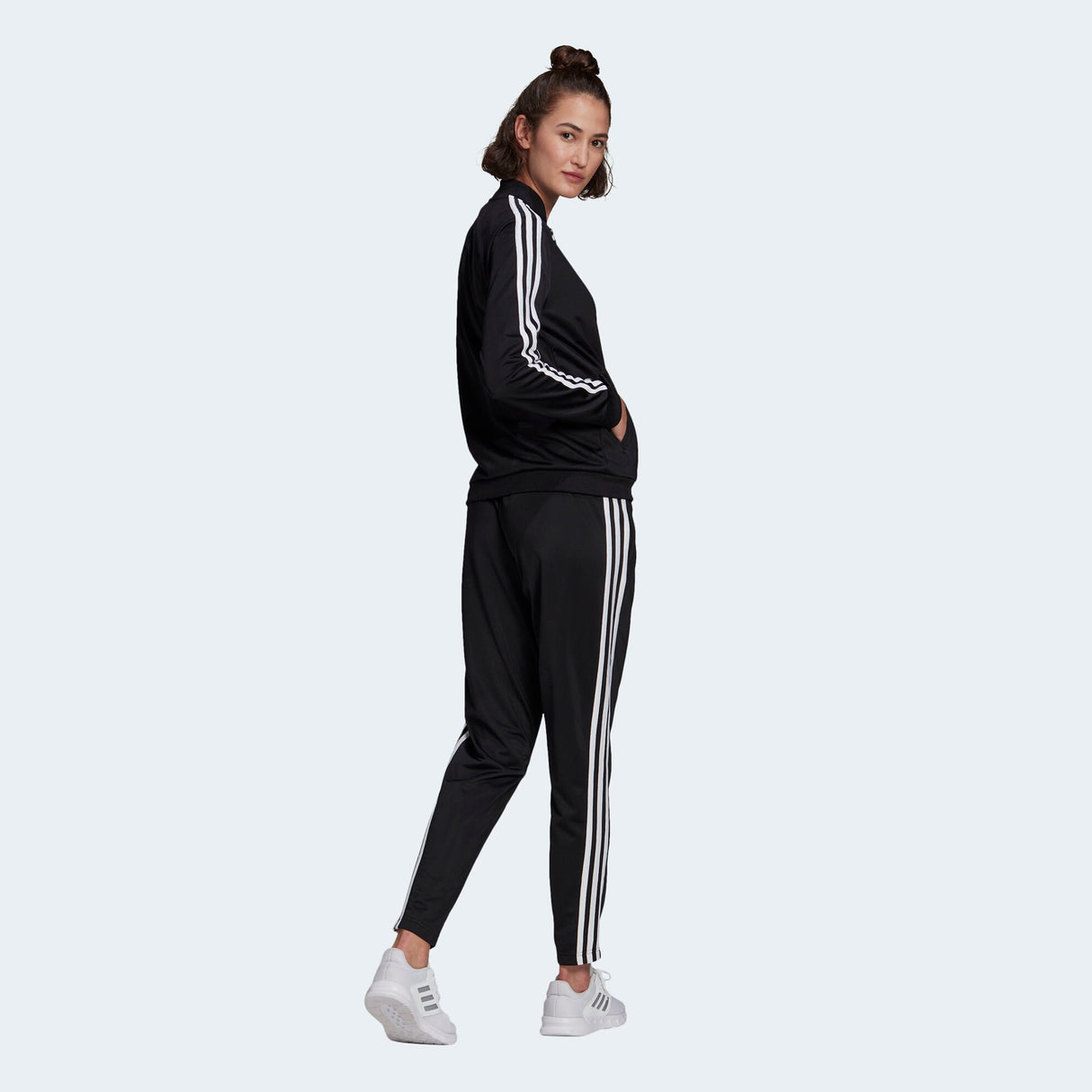 Essentials 3-Stripes Track Suit