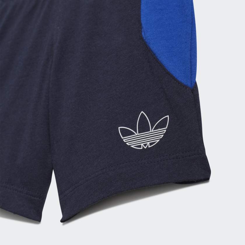 مجموعة تيشيرتات قصيرة