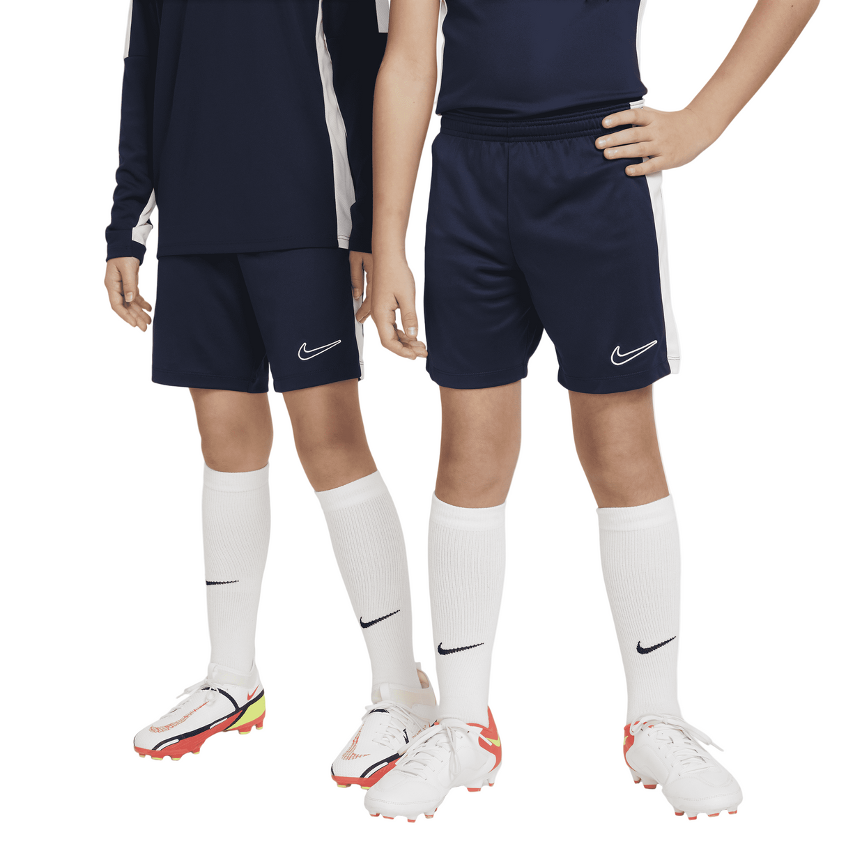 K NK DF ACD23 قصير K BR